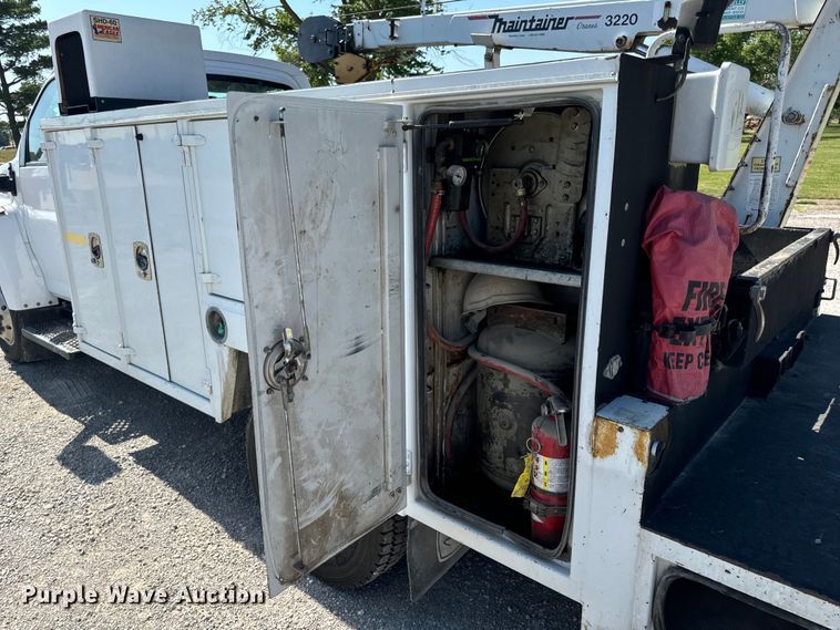 image for item EH6950 2007 Chevrolet  C5500 utility / service truck