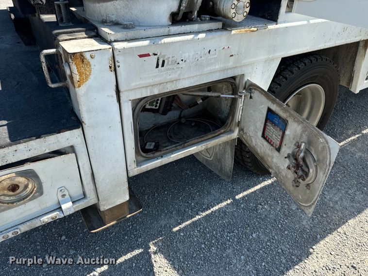 image for item EH6950 2007 Chevrolet  C5500 utility / service truck