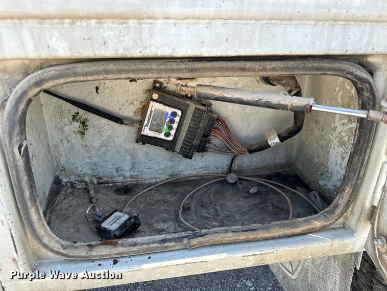 image for item EH6950 2007 Chevrolet  C5500 utility / service truck