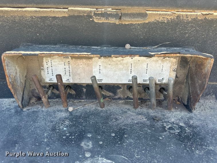 image for item EH6950 2007 Chevrolet  C5500 utility / service truck