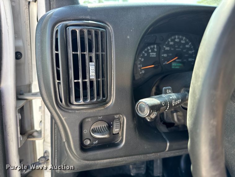 image for item EH6950 2007 Chevrolet  C5500 utility / service truck