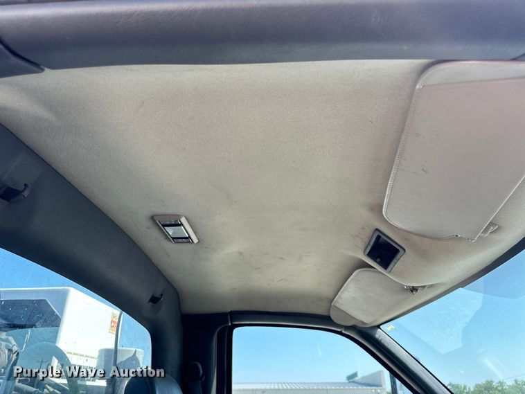 image for item EH6950 2007 Chevrolet  C5500 utility / service truck