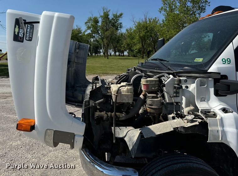 image for item EH6950 2007 Chevrolet  C5500 utility / service truck