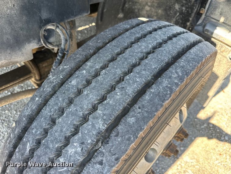 image for item EH6950 2007 Chevrolet  C5500 utility / service truck