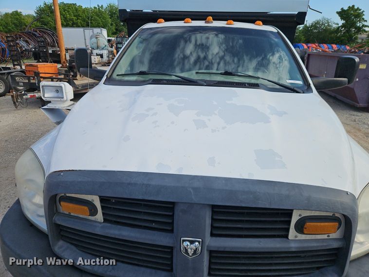 image for item EI3877 2009 Dodge Ram 5500 HD dump truck