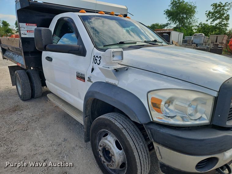 image for item EI3877 2009 Dodge Ram 5500 HD dump truck