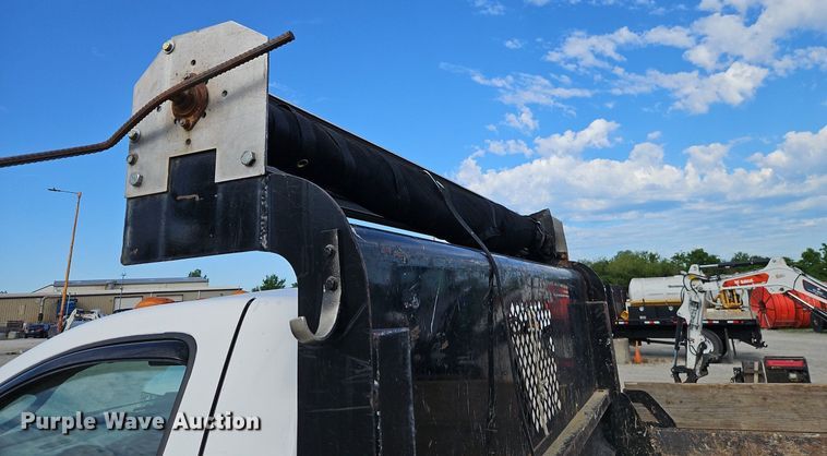 image for item EI3877 2009 Dodge Ram 5500 HD dump truck