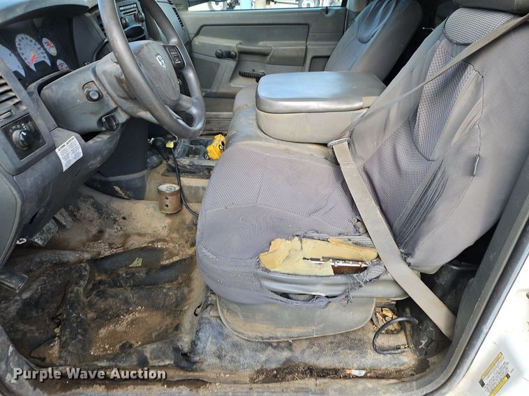 image for item EI3877 2009 Dodge Ram 5500 HD dump truck