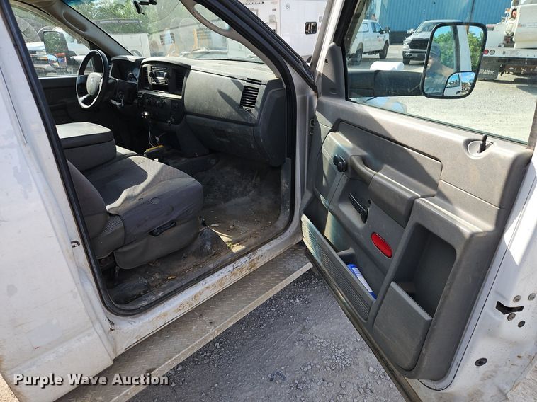 image for item EI3877 2009 Dodge Ram 5500 HD dump truck