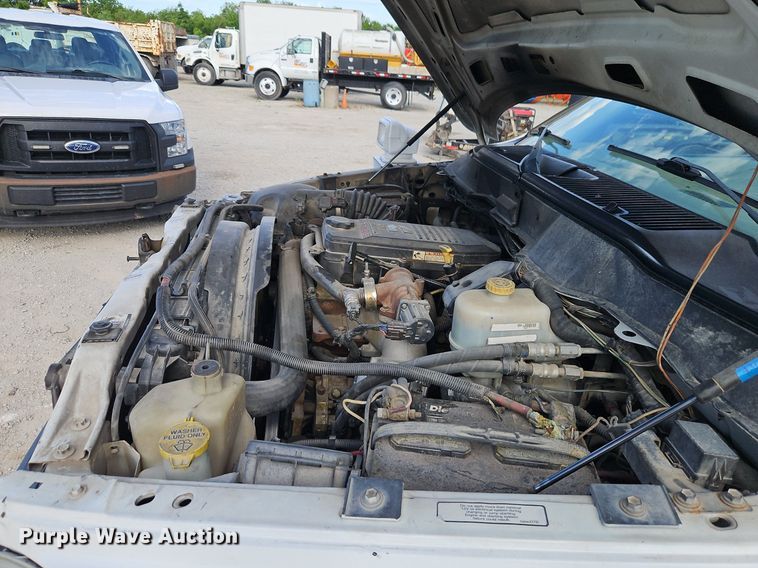 image for item EI3877 2009 Dodge Ram 5500 HD dump truck