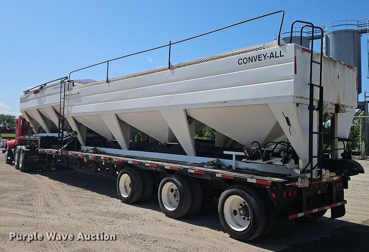 image for item EI3907 1996 Talbert  seed tender trailer