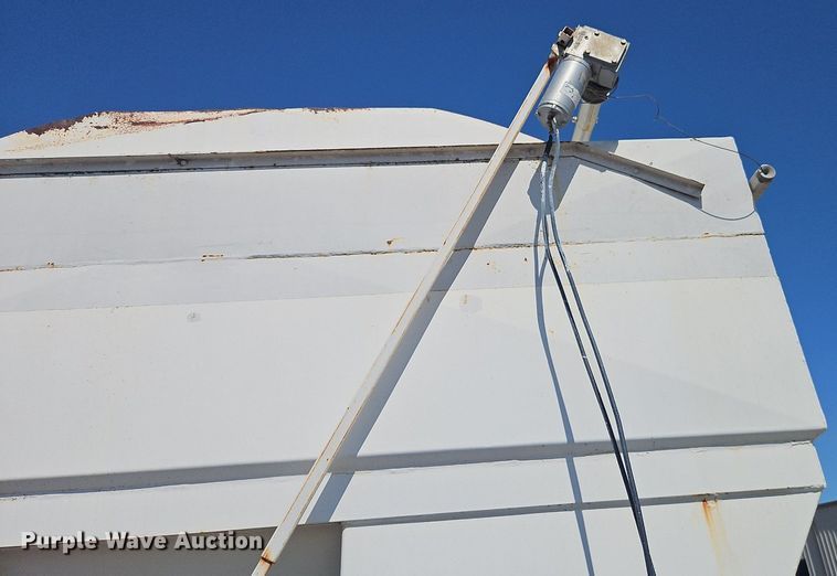 image for item EI3907 1996 Talbert  seed tender trailer