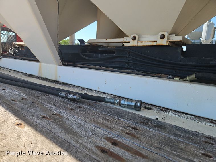 image for item EI3907 1996 Talbert  seed tender trailer