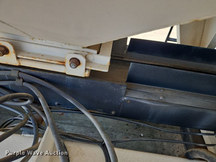 image for item EI3907 1996 Talbert  seed tender trailer