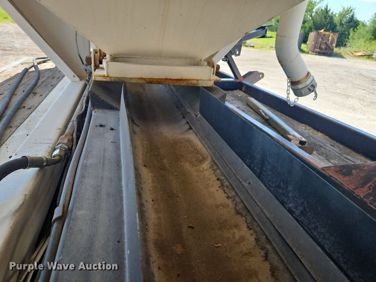 image for item EI3907 1996 Talbert  seed tender trailer