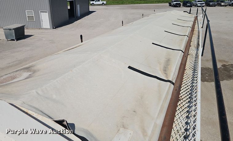 image for item EI3907 1996 Talbert  seed tender trailer