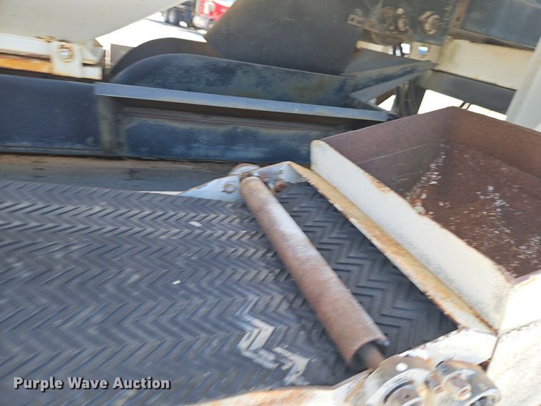 image for item EI3907 1996 Talbert  seed tender trailer