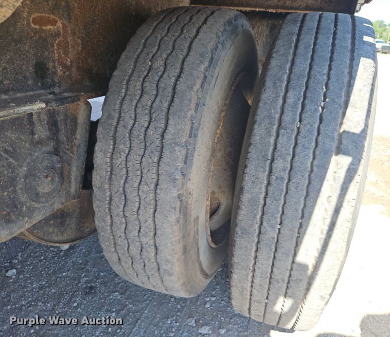 image for item EI3907 1996 Talbert  seed tender trailer