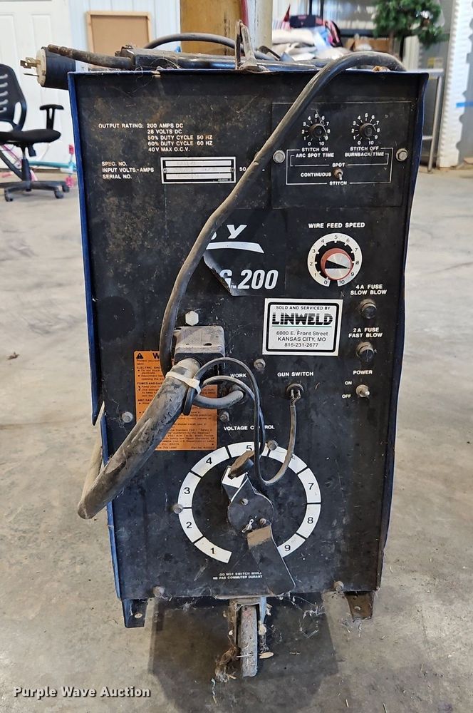 image for item EI3911 Libby Beta-Mig 200 welder