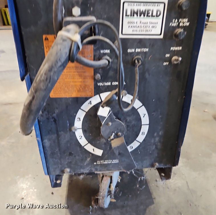 image for item EI3911 Libby Beta-Mig 200 welder