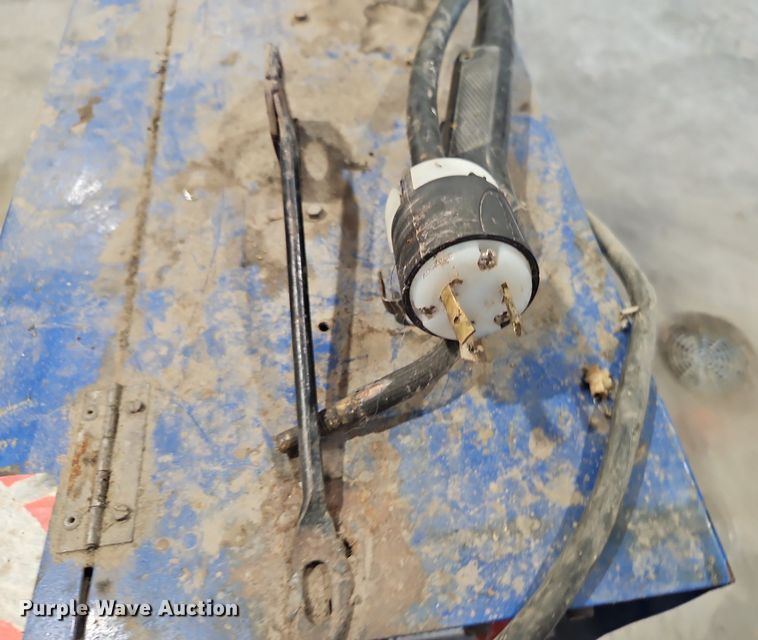 image for item EI3911 Libby Beta-Mig 200 welder