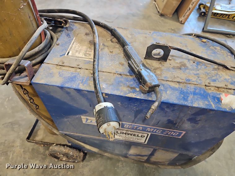 image for item EI3911 Libby Beta-Mig 200 welder