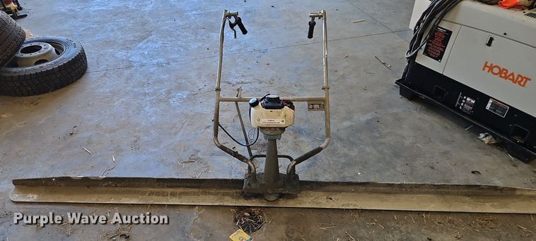 image for item EI3916 2020 Bartell Uniscreed power screed