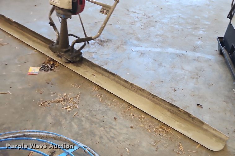 image for item EI3916 2020 Bartell Uniscreed power screed