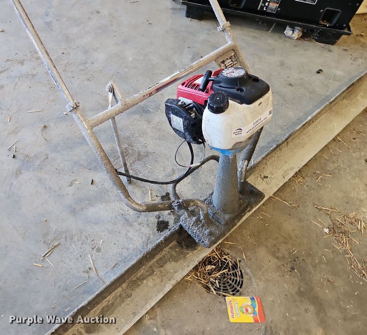 image for item EI3916 2020 Bartell Uniscreed power screed