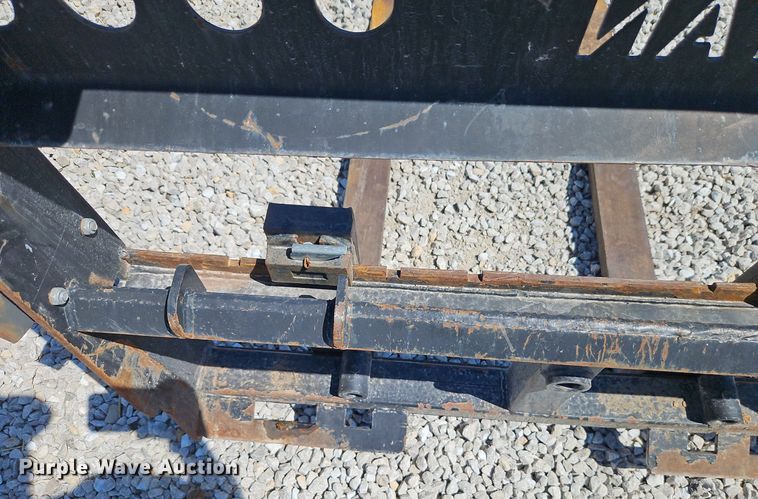 image for item EI3921 Titan skid steer forks