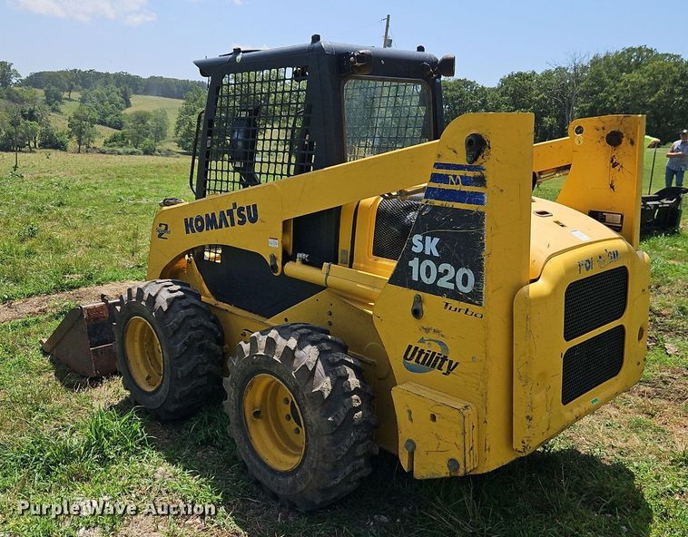 image for item EI3946 2009 Komatsu  SK1020-5N skid steer loader