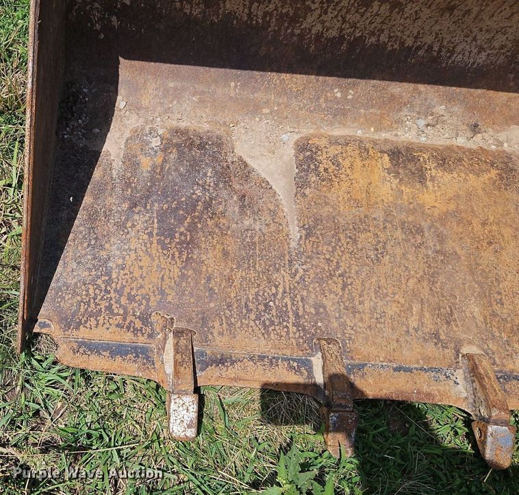 image for item EI3946 2009 Komatsu  SK1020-5N skid steer loader