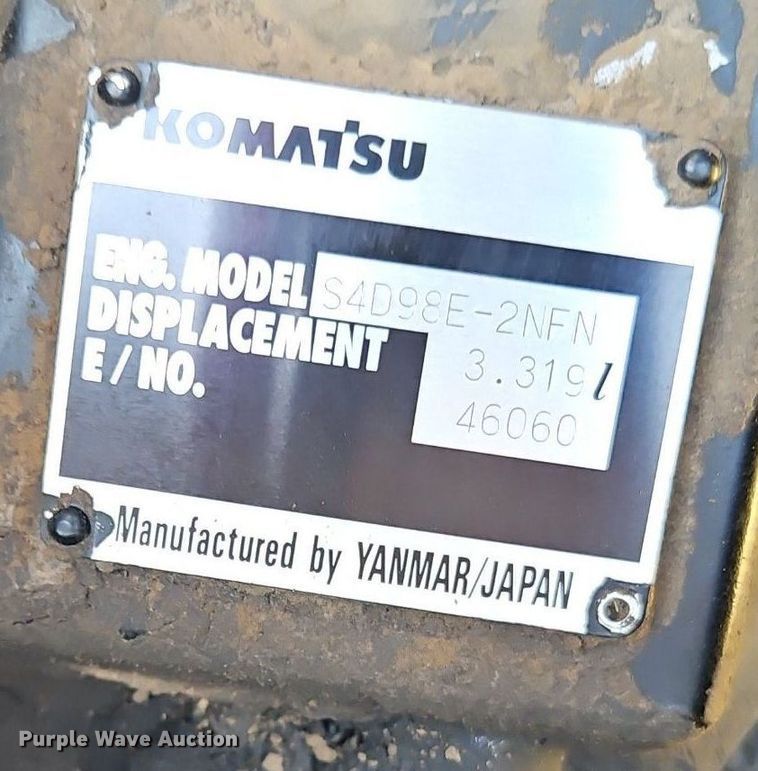 image for item EI3946 2009 Komatsu  SK1020-5N skid steer loader