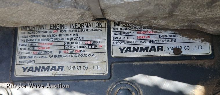 image for item EI3946 2009 Komatsu  SK1020-5N skid steer loader