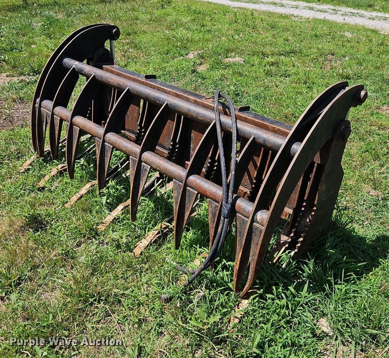 image for item EI3948 Skid steer rock grapple bucket