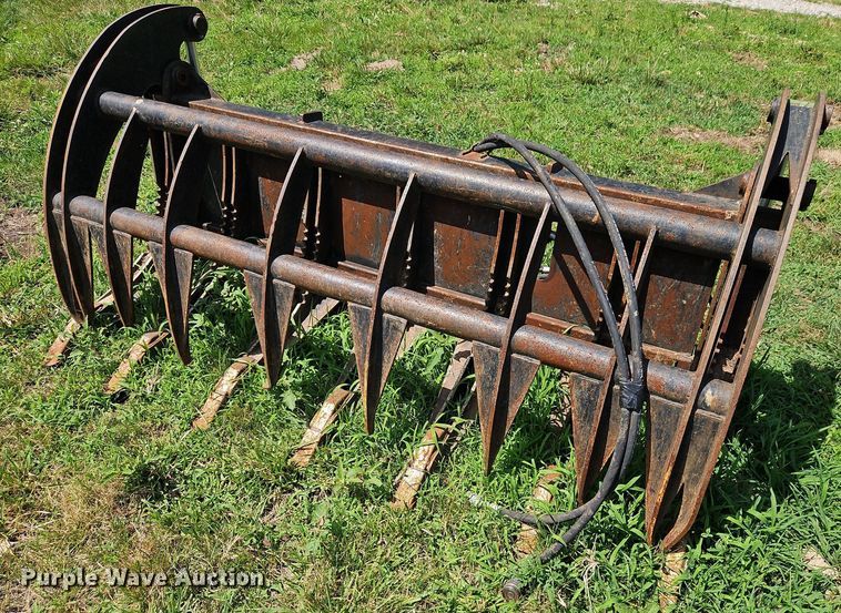 image for item EI3948 Skid steer rock grapple bucket