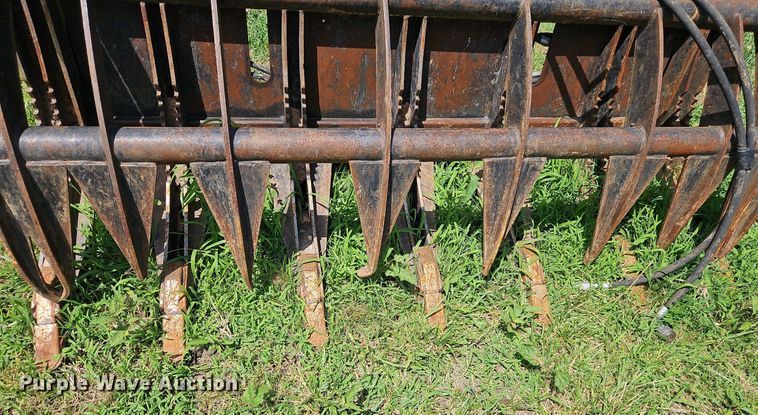 image for item EI3948 Skid steer rock grapple bucket