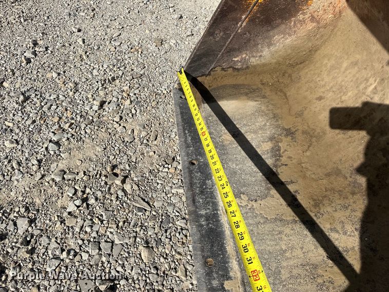 image for item EJ4368 1992 John Deere  310D backhoe