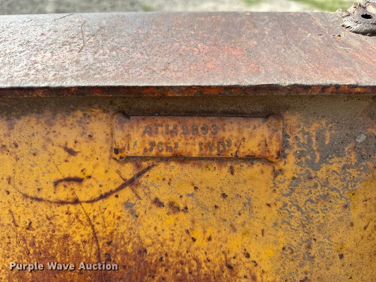 image for item EJ4368 1992 John Deere  310D backhoe