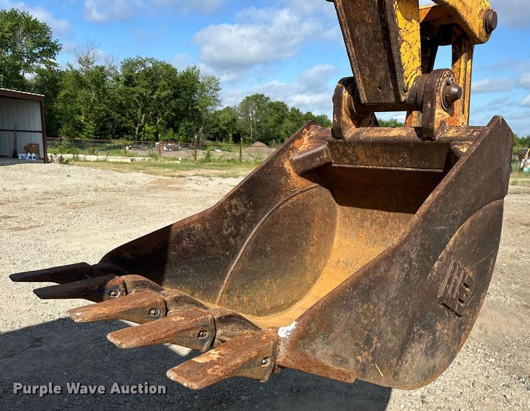 image for item EJ4368 1992 John Deere  310D backhoe