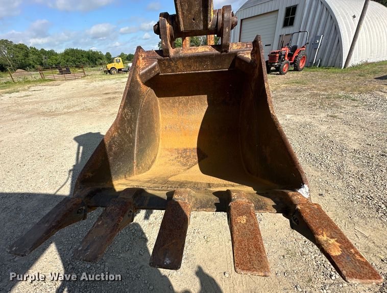 image for item EJ4368 1992 John Deere  310D backhoe