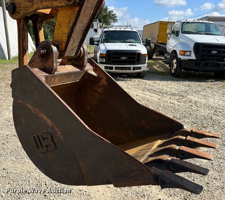 image for item EJ4368 1992 John Deere  310D backhoe