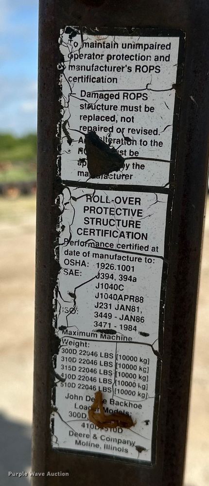 image for item EJ4368 1992 John Deere  310D backhoe