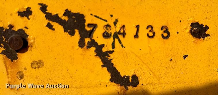 image for item EJ4368 1992 John Deere  310D backhoe