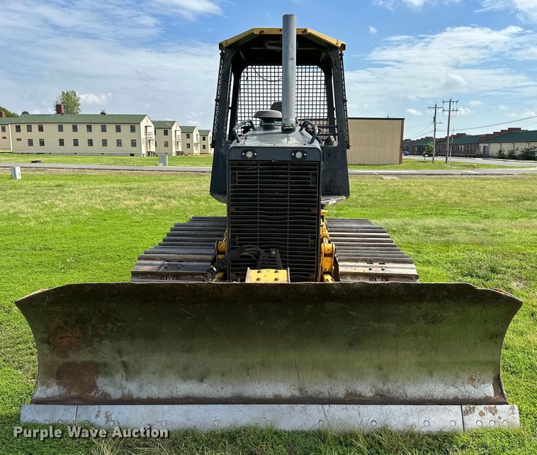image for item EJ4370 2007 John Deere  450J LGP dozer