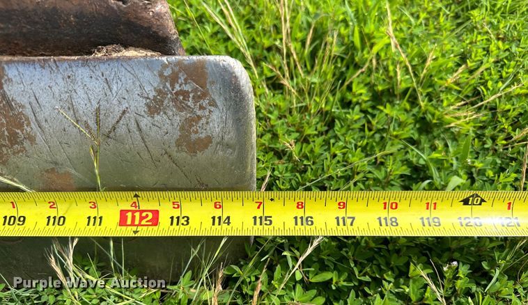 image for item EJ4370 2007 John Deere  450J LGP dozer