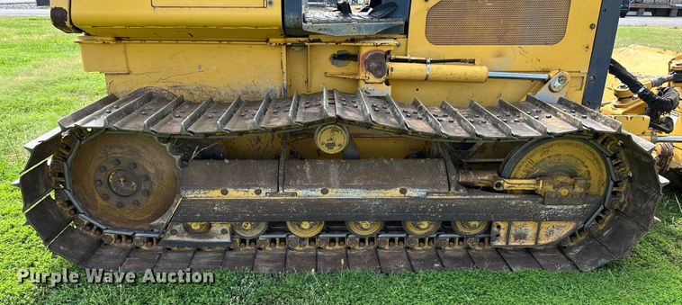 image for item EJ4370 2007 John Deere  450J LGP dozer