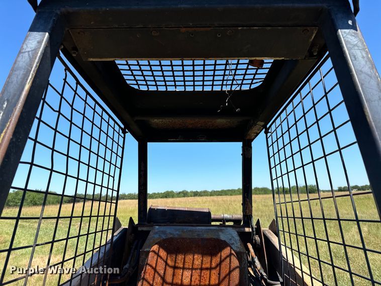 image for item EJ4389 Owatonna  Mustang 441 skid steer loader