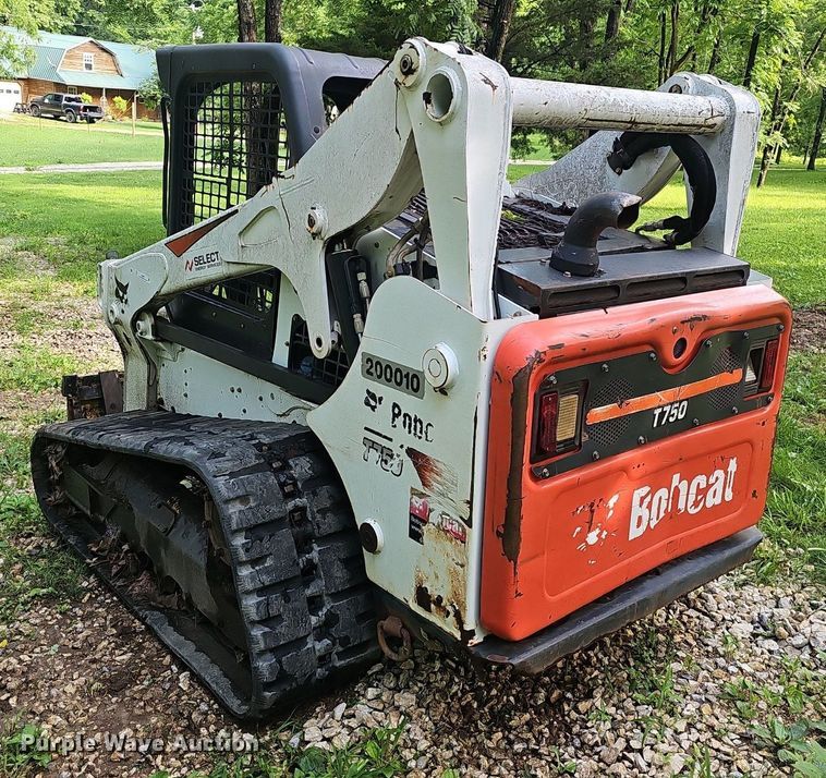 image for item EJ5672 2017 Bobcat  T750 skid steer loader