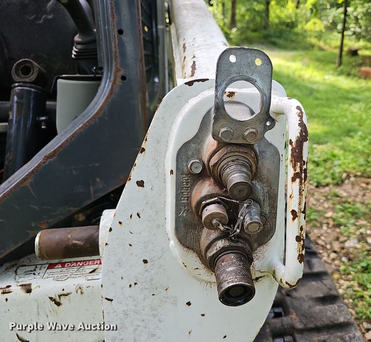 image for item EJ5672 2017 Bobcat  T750 skid steer loader